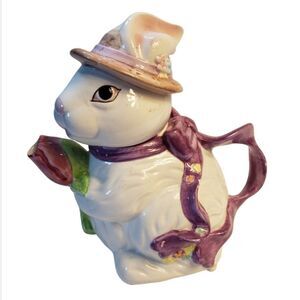 Brinn's White Bunny Rabbit Teapot